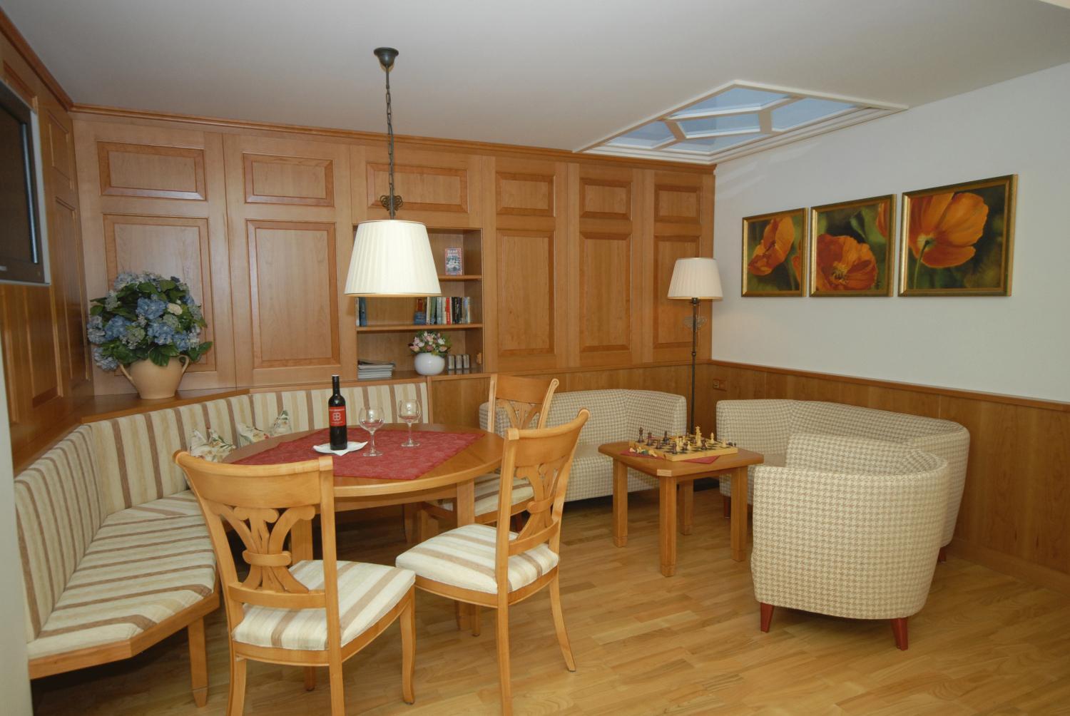 גולינג אן דר זלצאך Gasthof Hotel Hauslwirt מראה חיצוני תמונה